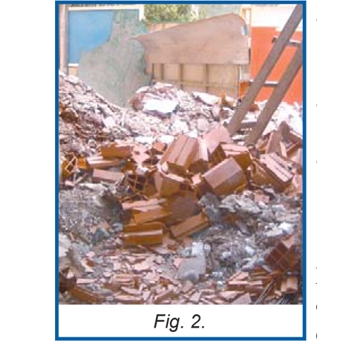  se puede apreciar la cantidad de residuos generados en la construcción de un muro de albañilería típico - Aceros Arequipa