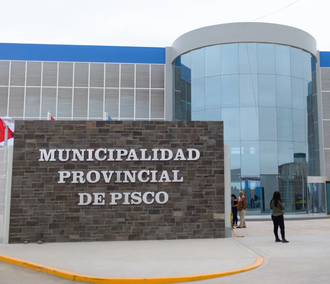 Inauguración del nuevo local de la municipalidad de Pisco